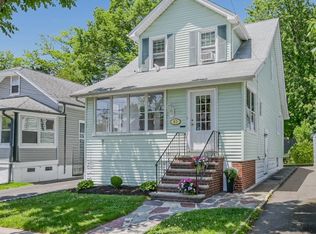 83 Hughes St, Maplewood, NJ 07040
