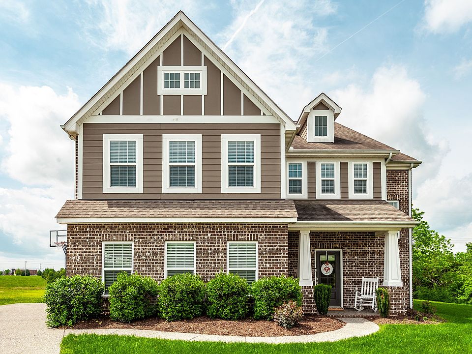 1st image of 211 Brixham Ct