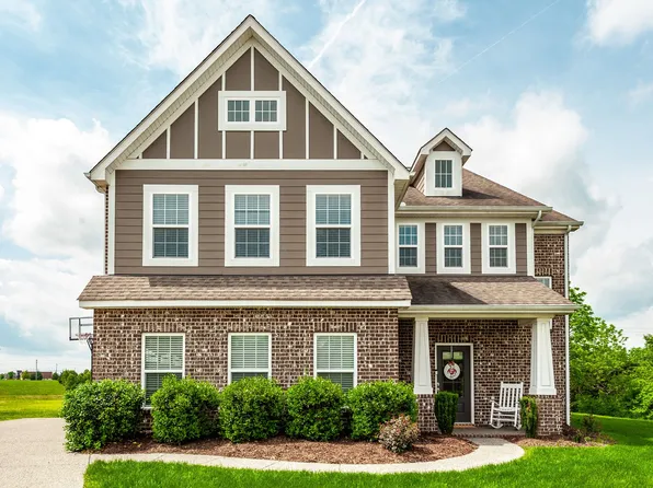 211 Brixham Ct, Gallatin, TN 37066