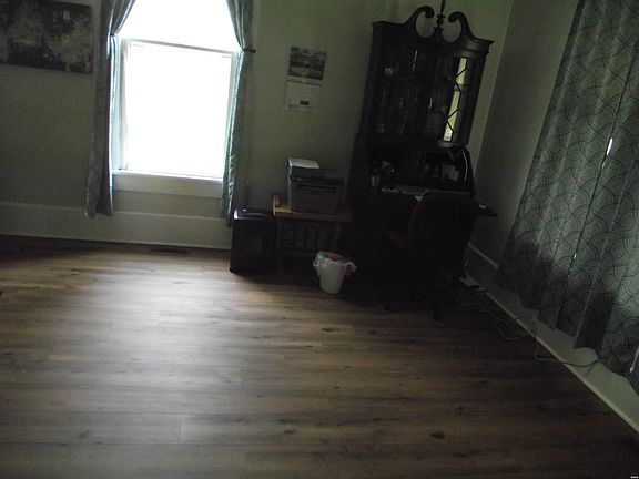 3rd image of 3380 W Cross St