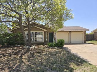 2221 87th St, Lubbock, TX 79423