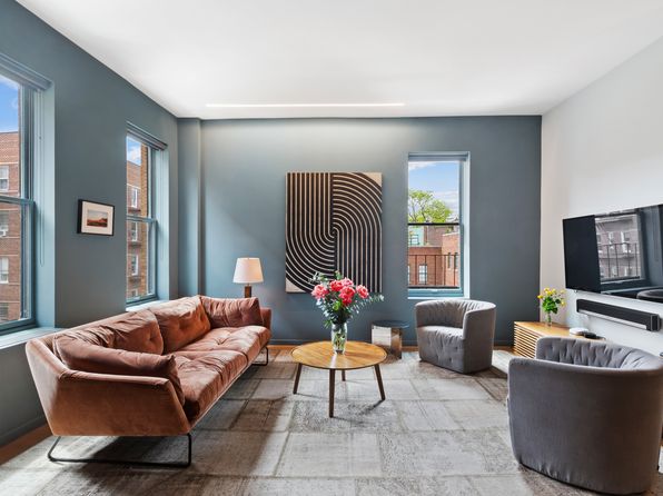 10 Bethune St APT 4A