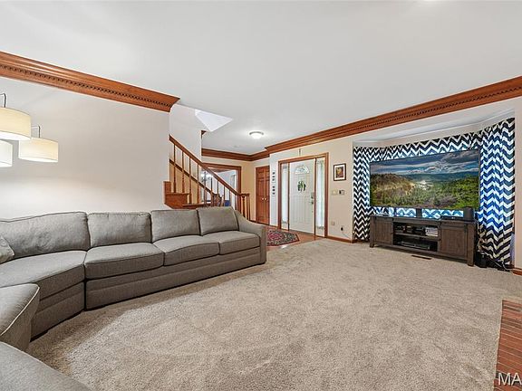 5th image of 6065 Kerth Rd