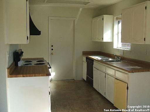 4th image of 4603 French Meadow St
