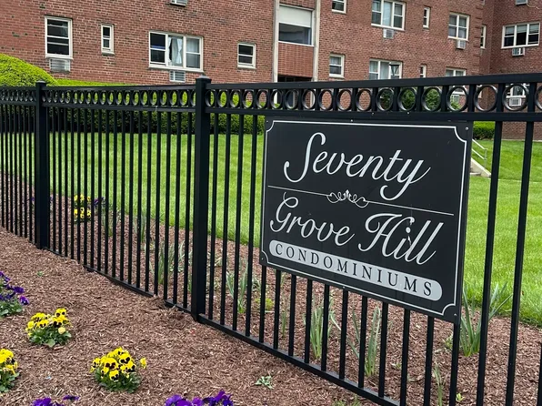 70 Grove Hill Street APT 3T, New Britain, CT 06052