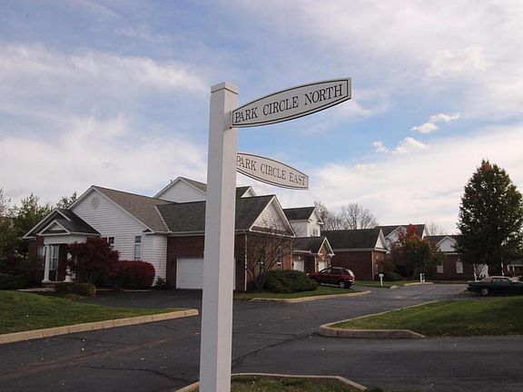 4th image of 4011 N Park Cir