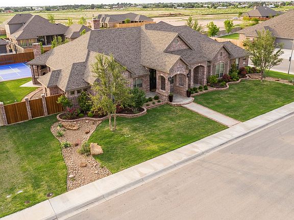 5th image of 2413 Briaroaks Ct