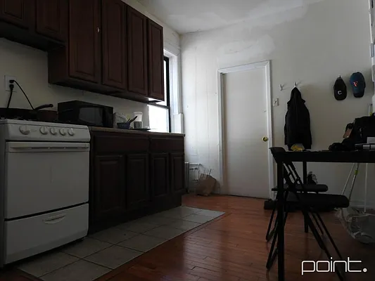 Rented by Point NYC | media 31