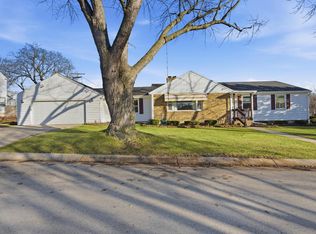 4630 West Anthony DRIVE, Greenfield, WI 53219