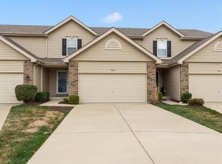 2013 Chestnut Pines Ct, Saint Peters, MO 63376