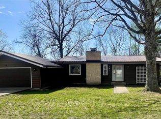 604 Sunset Dr, Waynesville, MO 65583