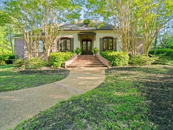 67 Dover Trce, Hattiesburg, MS 39401