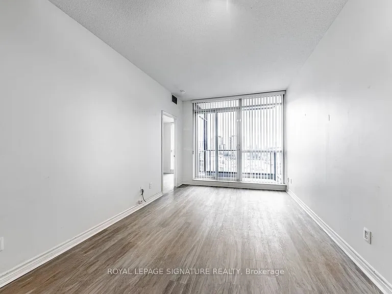 2885 Bayview Ave #602 — Photo 12