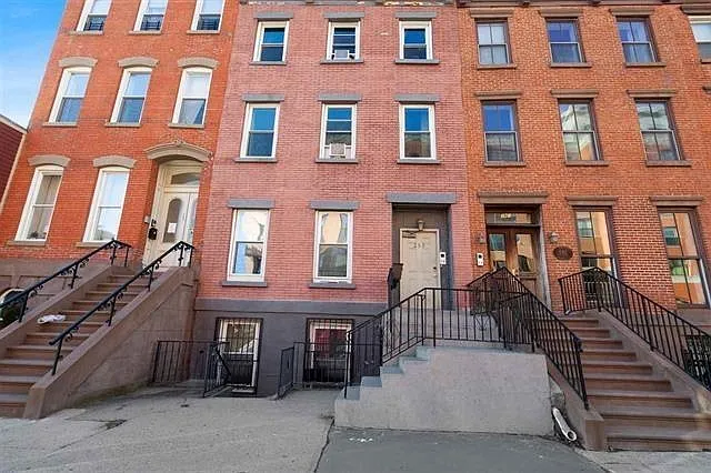 259 Grove St #2 — Photo 11