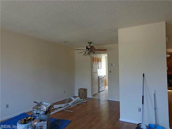 2nd image of 743 Quesnel Dr