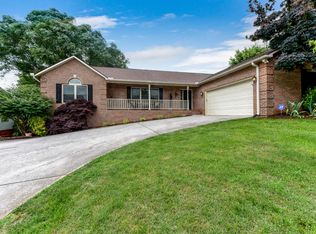 710 Mize Farm Ct, Maryville, TN 37803
