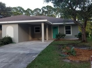110 Ormond Ct #B, Sebastian, FL 32958