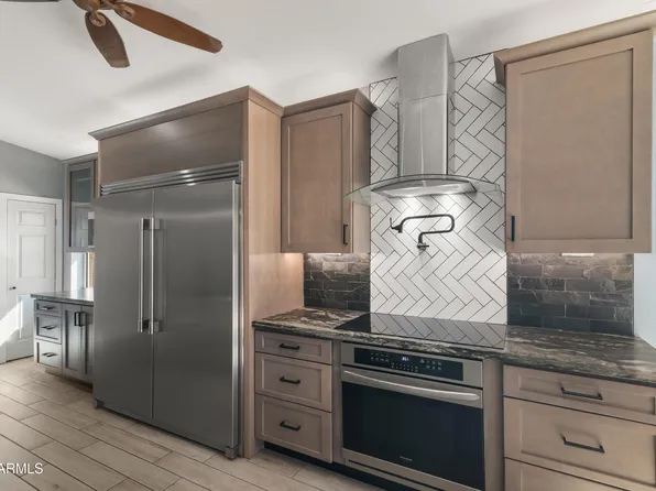 12332 N 71ST Lane, Peoria, AZ 85381