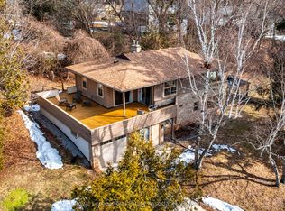 8 Ann St, Halton Hills, ON L7G2V2