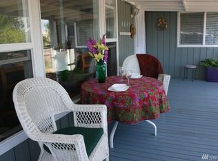 8645 State Route 525, Clinton, WA 98236