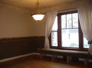 324 Home St, Sycamore, IL 60178