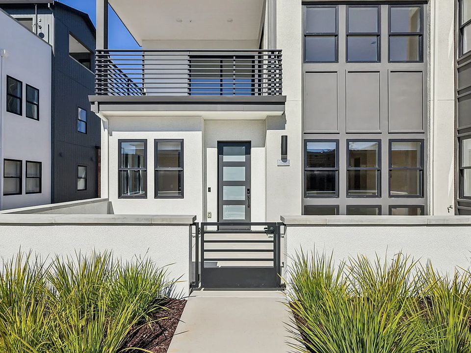 Rooftops Lot 1002 Exterior