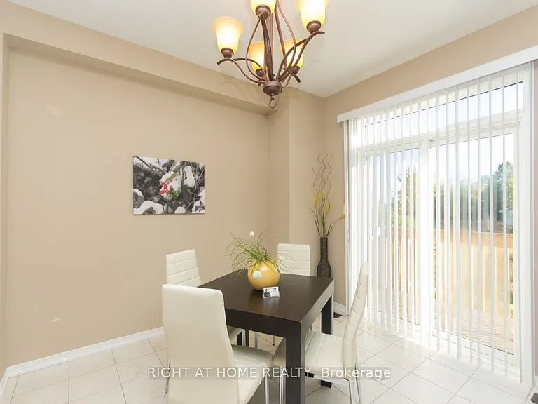 3053 Janice Dr — Photo 4