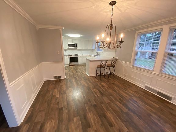 5th image of 4144 Oakwood Dr