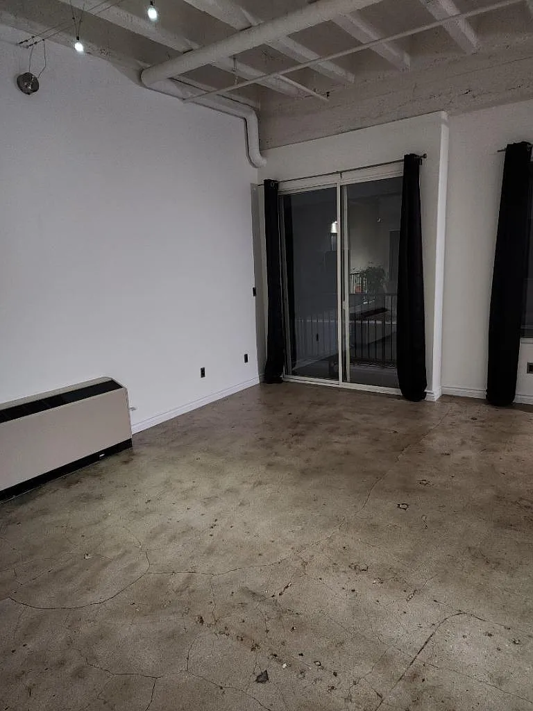 Studio, 600 sqft, $1,550 — Photo 2