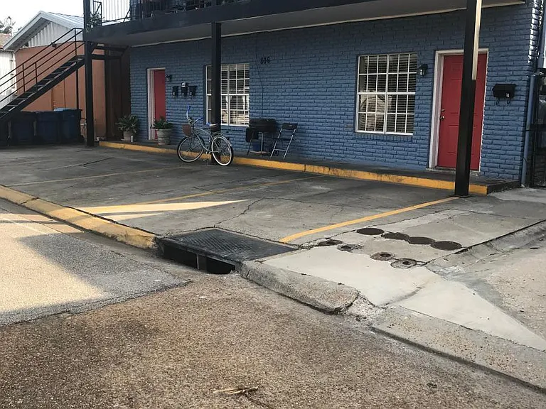 Bottom Left Apartment