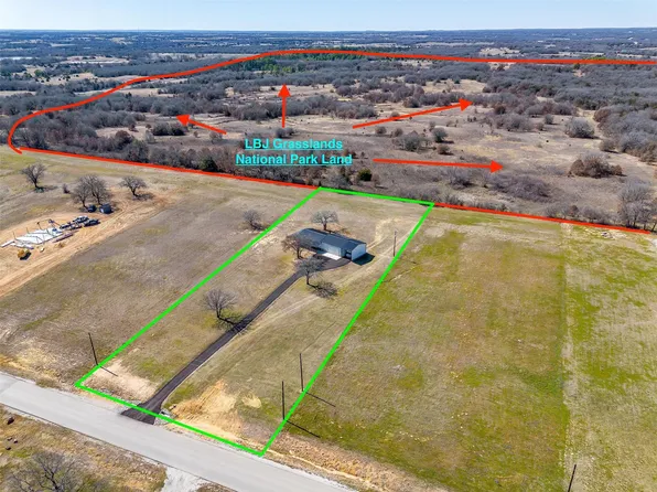 185 Rolling Ranch Blvd, Alvord, TX 76225