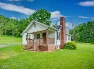 657 Rock Springs Rd, Kingsport, TN 37664