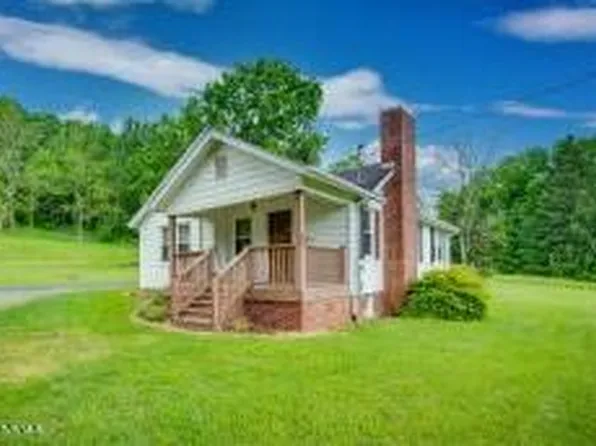 657 Rock Springs Rd, Kingsport, TN 37664