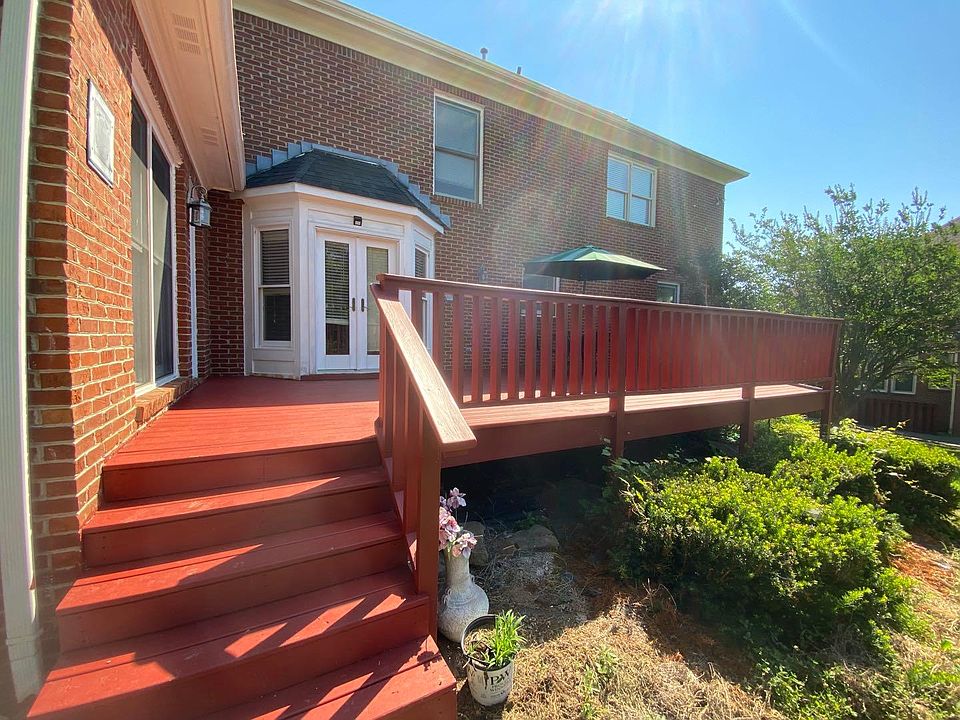 1st image of 12160 Brookstone Dr
