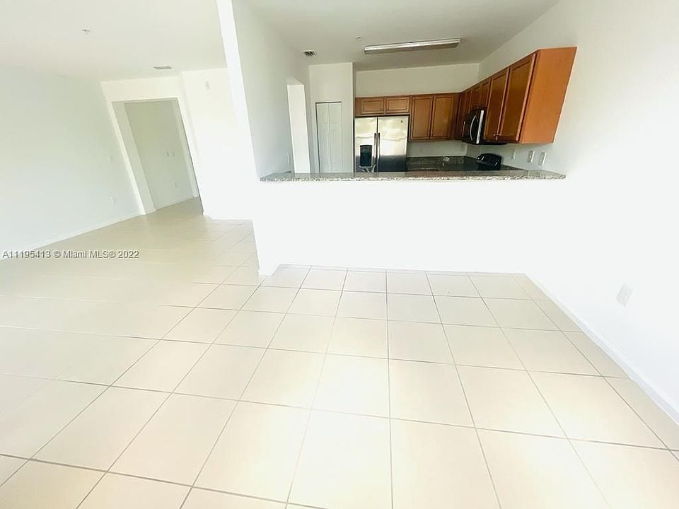 1st image of 11601 NW 89th St APT 211