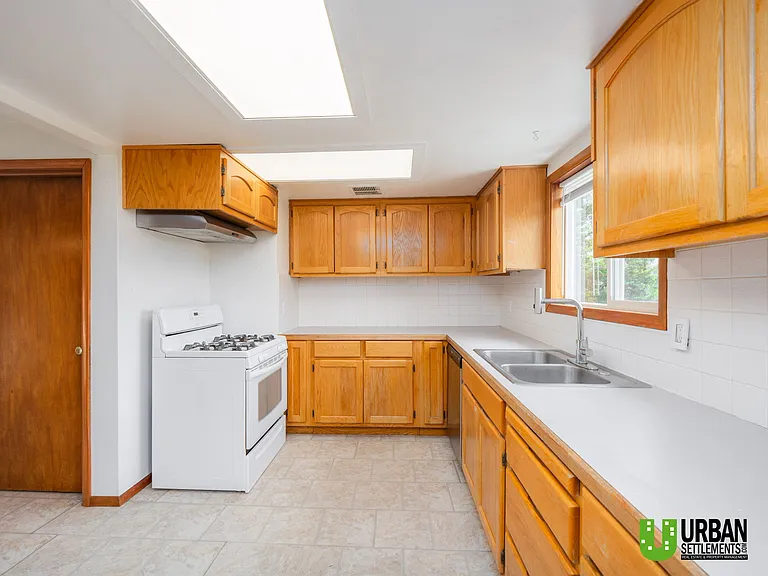 2814 E Garden Ave — Photo 20