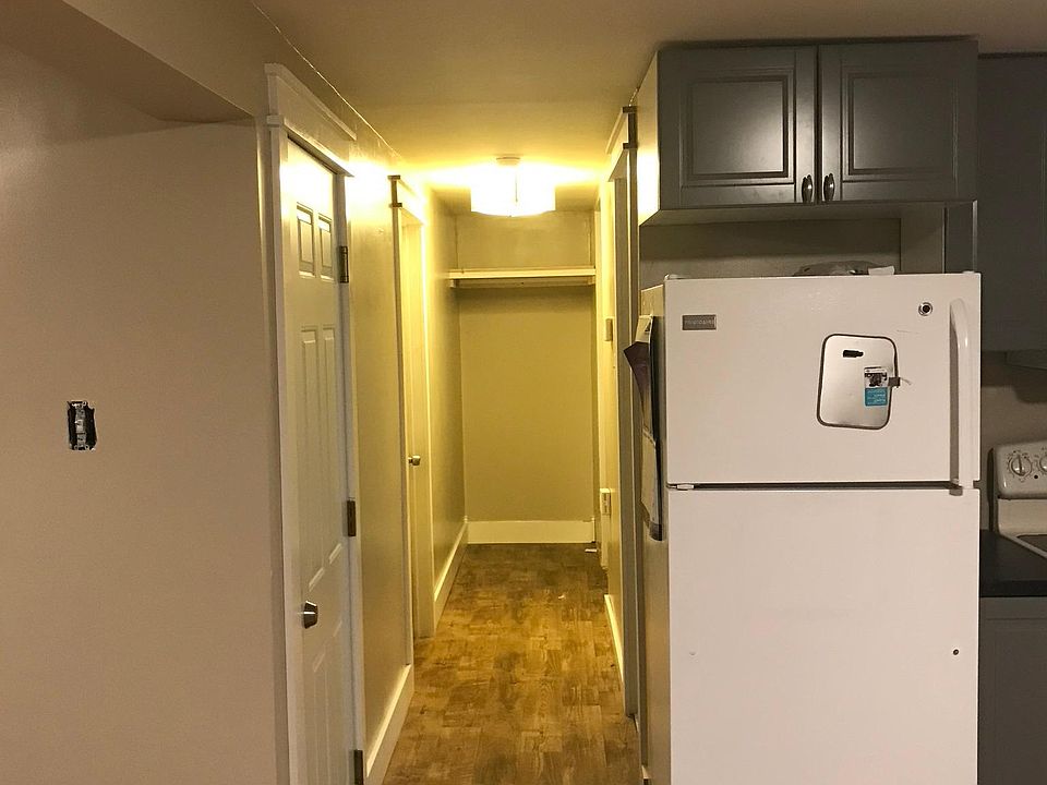 1st image of 360 Lockwood Dr