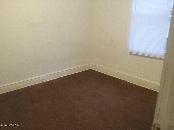 3rd image of 1485 W 7th St