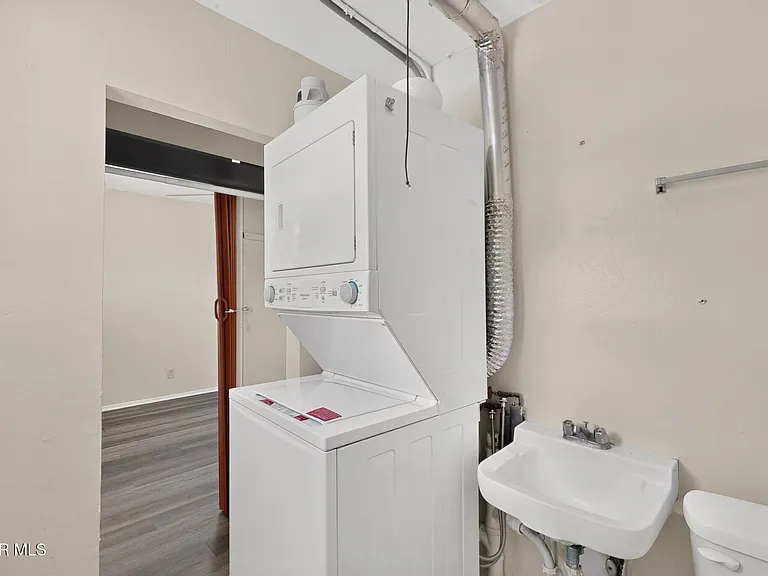 9545 Verbena Dr — Photo 33