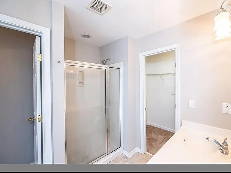 10817 Yorkwood St — Photo 8