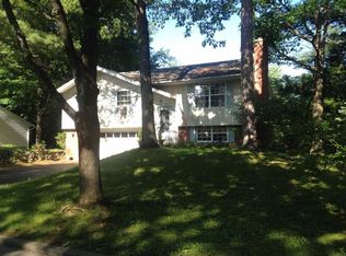 6 Knight Way, Saratoga Springs, NY 12866