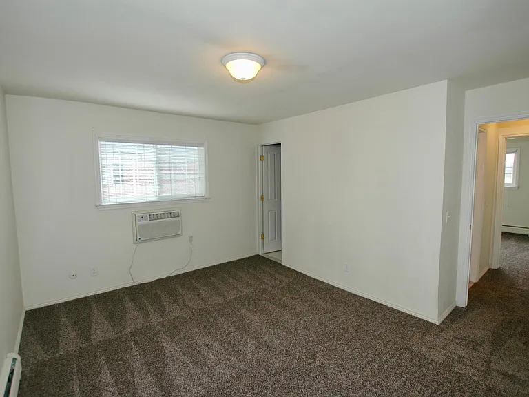 2440 Parmenter Blvd #63 — Photo 10
