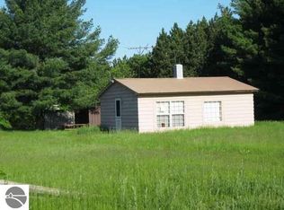 5601 Holly Rd NE, Kalkaska, MI 49646