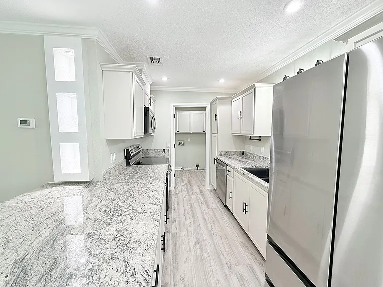 4993 Mayo Cir — Photo 5