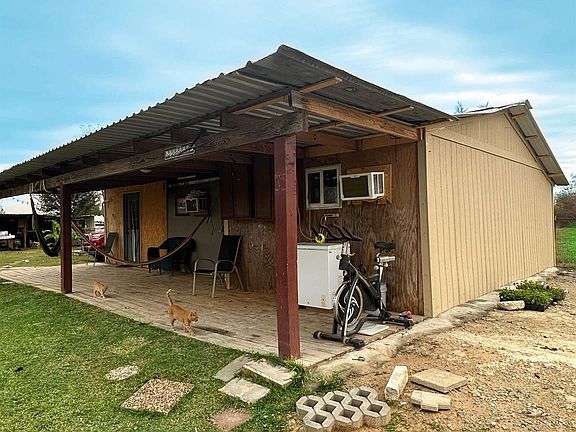 2nd image of 2039 County Road 3540