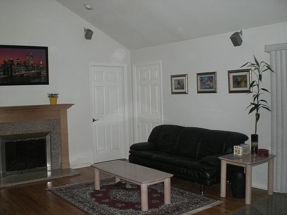 Family Rm w/Home Theater