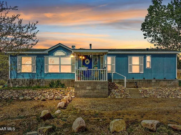 9215 E Smoki Trl, Dewey, AZ 86327