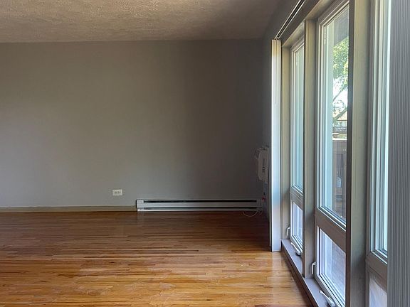 3rd image of 2200 Arbor Cir APT 22