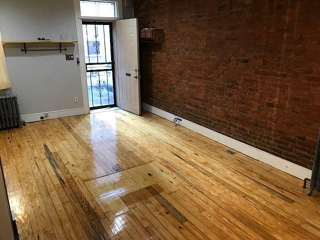 First floor facing street