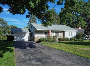 81 Bryn Mawr Dr, Painesville, OH 44077